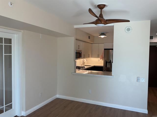 Building Photo - 500 W Harbor Dr