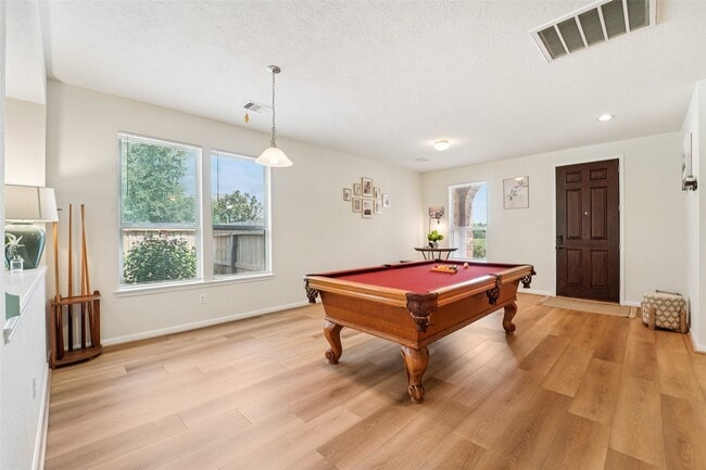 Building Photo - 4306 Lake Cypress Cir