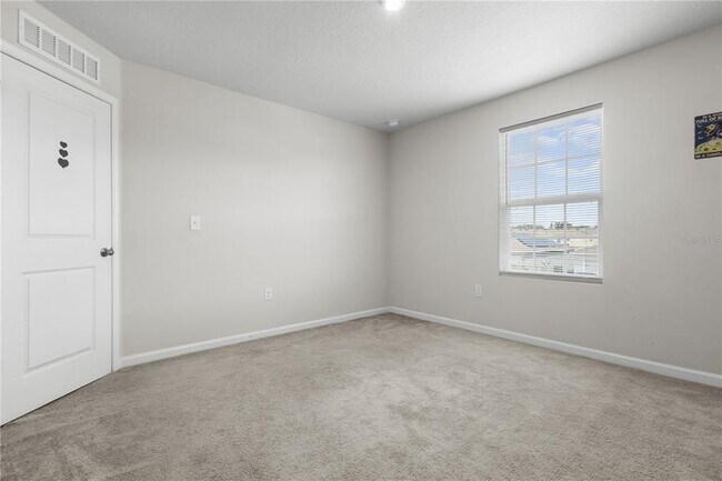 Building Photo - 308 Fiddlewood Ct