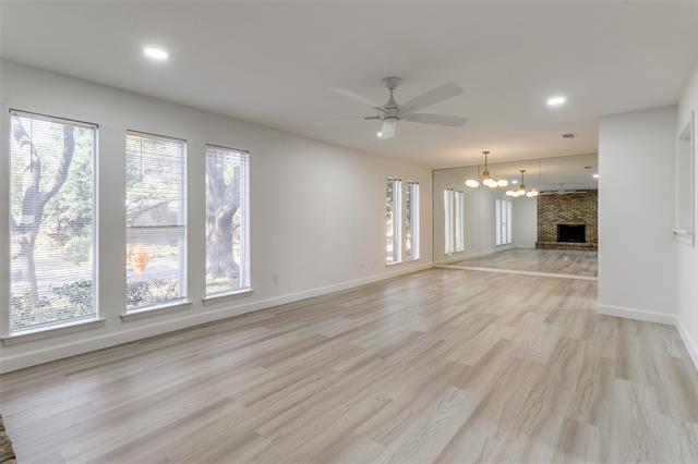 Primary Photo - 10692 Pagewood Dr