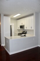 Building Photo - 1233 Eagle Pointe Dr