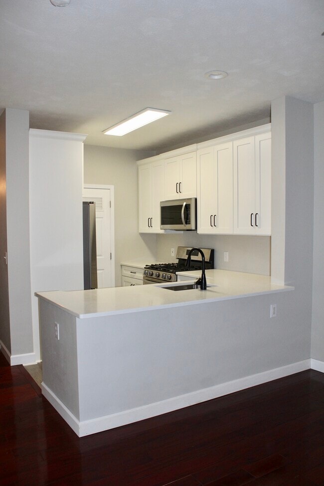 Building Photo - 1233 Eagle Pointe Dr
