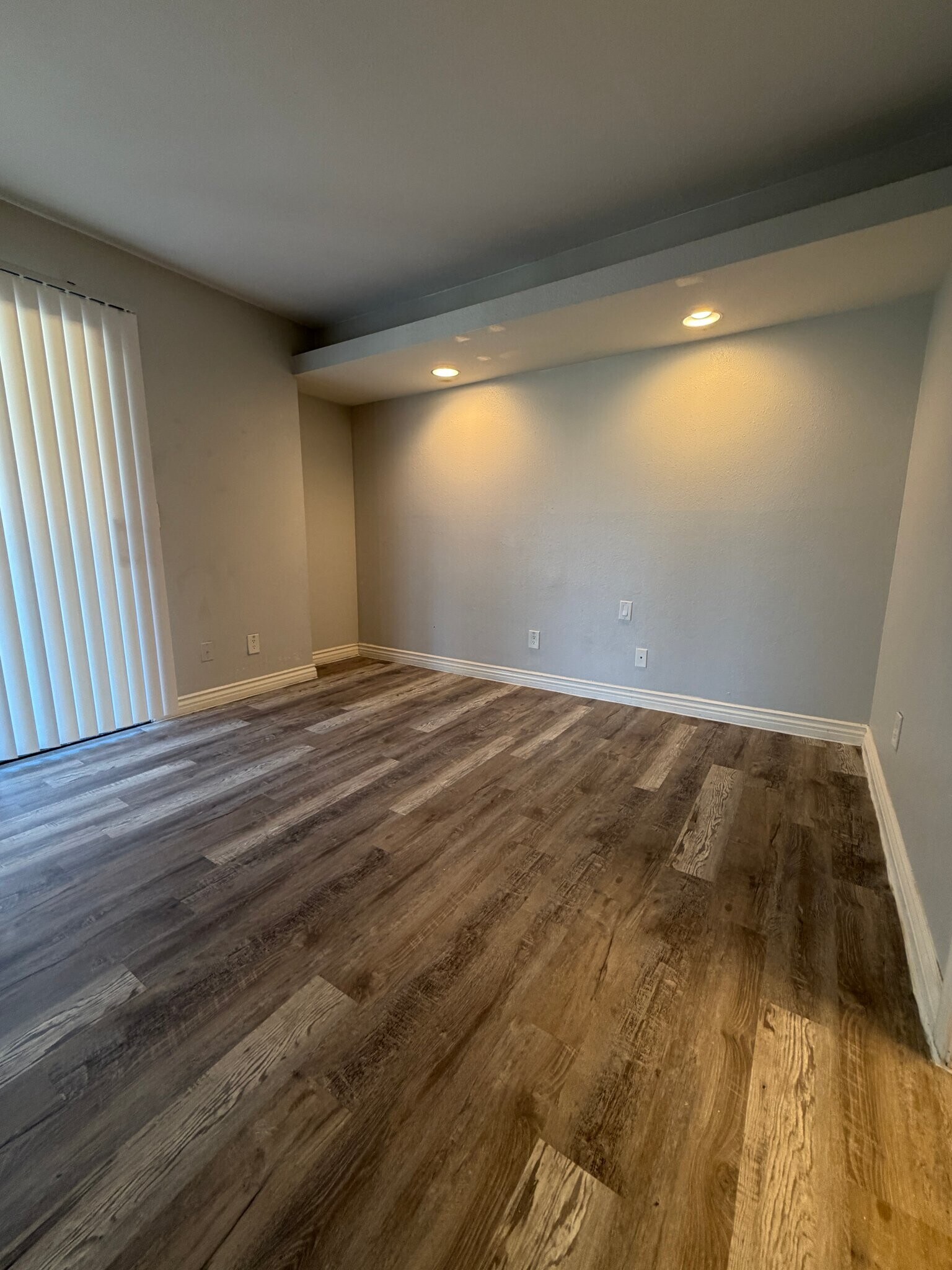 Building Photo - 3420 W Danbury Dr