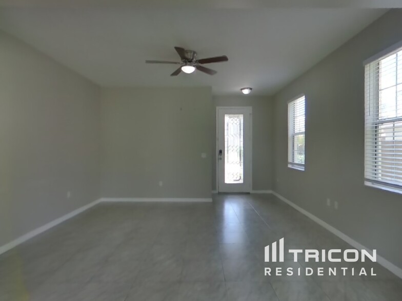 Building Photo - 18816 Litzau Ln