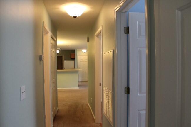 Building Photo - 4648 Fringetree Dr