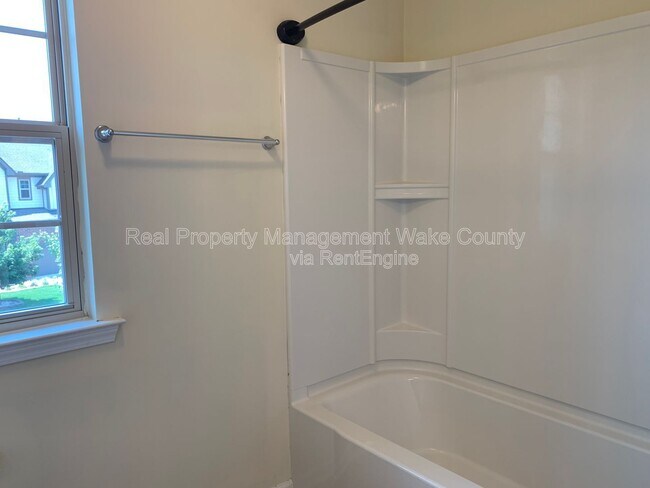 Building Photo - 308 Bay Willow Ct