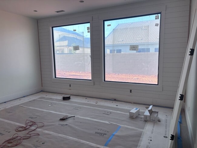 Building Photo - Beautiful Single Story in Finley Farms
