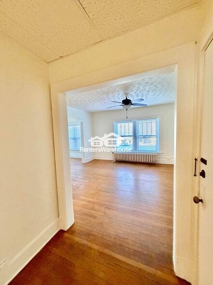 Building Photo - 3612 Ingersoll Ave