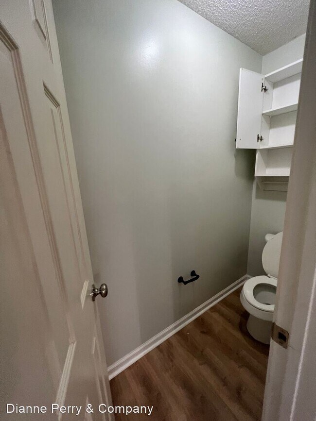 Building Photo - 2 br, 2 bath House - 4162 Breezewood Dr, U...