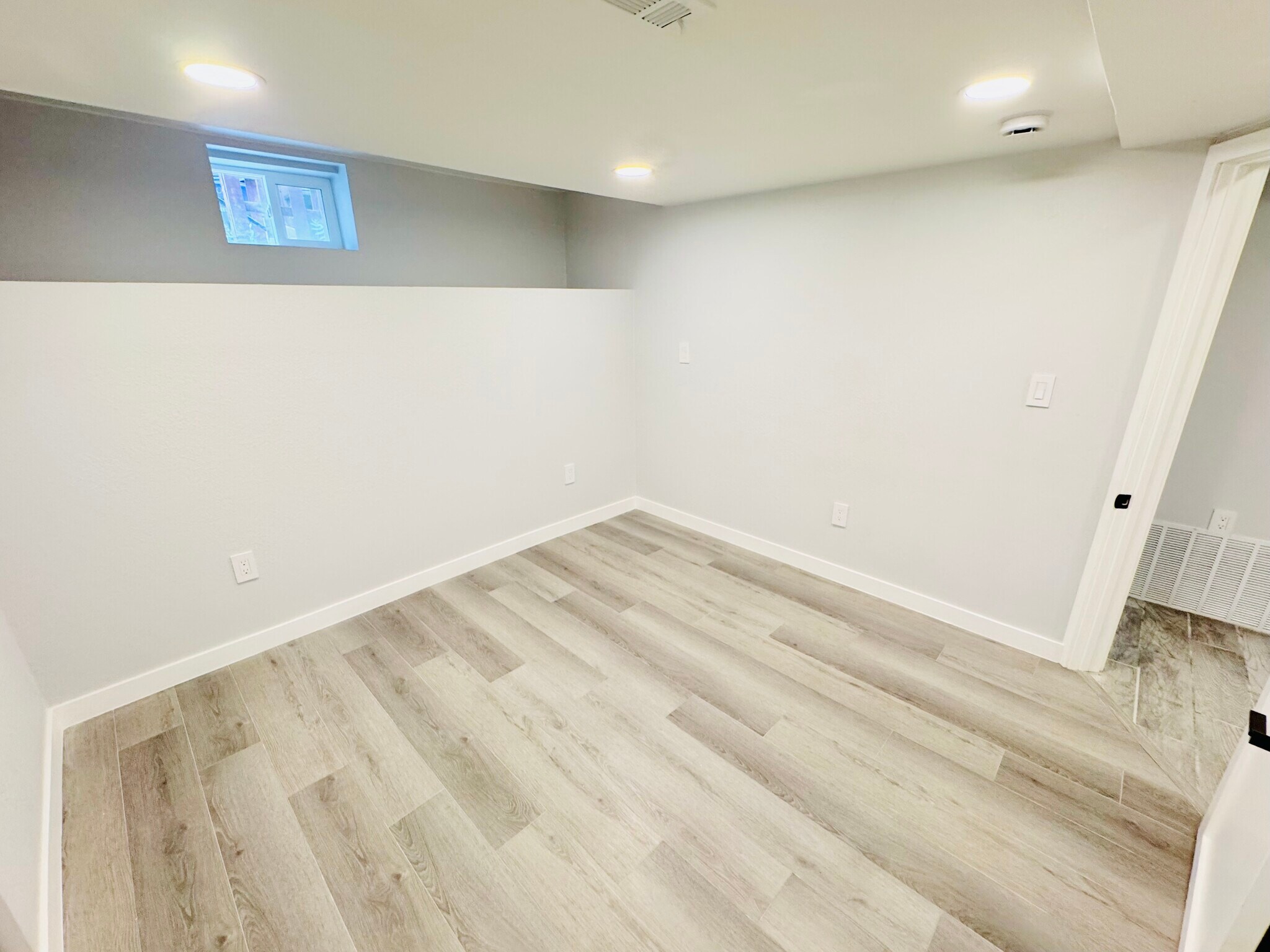 Building Photo - 1107 N Downing St
