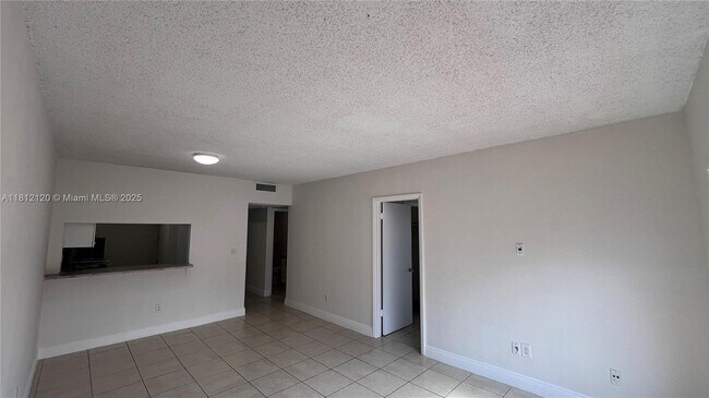 Building Photo - 3675 W 11th Ave