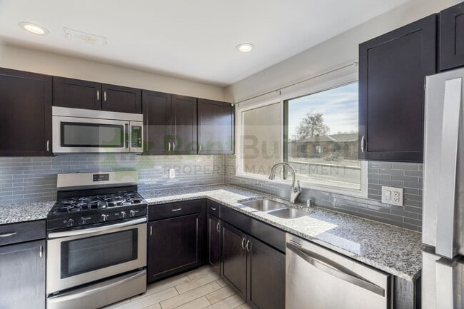 Building Photo - CALL US TODAY AT (505) 808-6467 TO SCHEDULE A CONVENIENT SHOWING