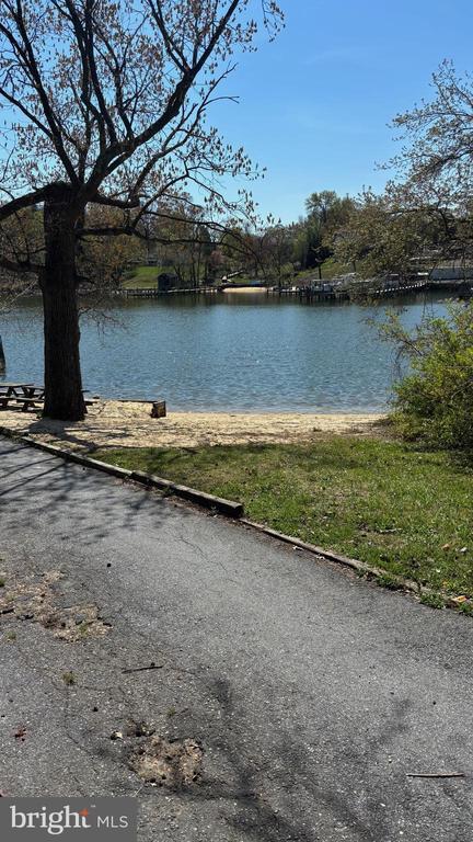 Building Photo - 7703 Dover Rd