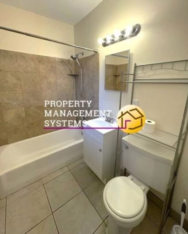 Building Photo - 1 Bedroom Apartment in SLC