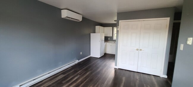 Building Photo - 1211 Knight St