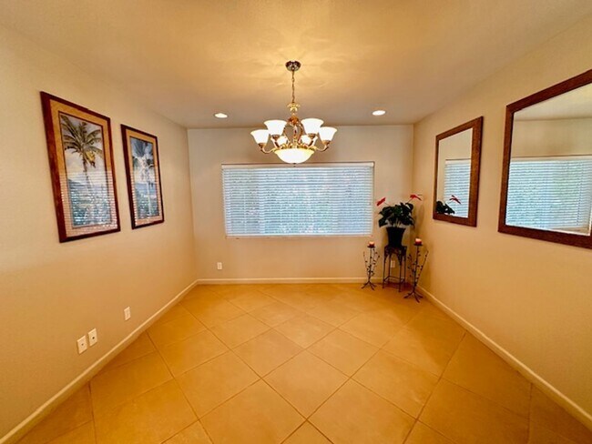 Building Photo - Single Family Executive Style Home in Gated Community