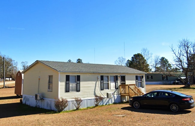 Primary Photo - 1346 Garetster St
