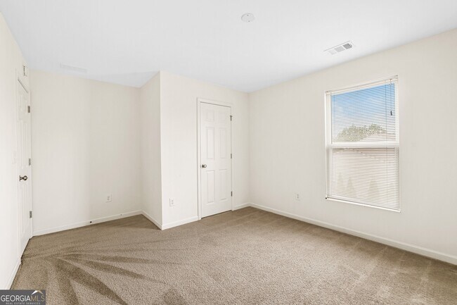 Building Photo - 1480 Avalon Creek Rd