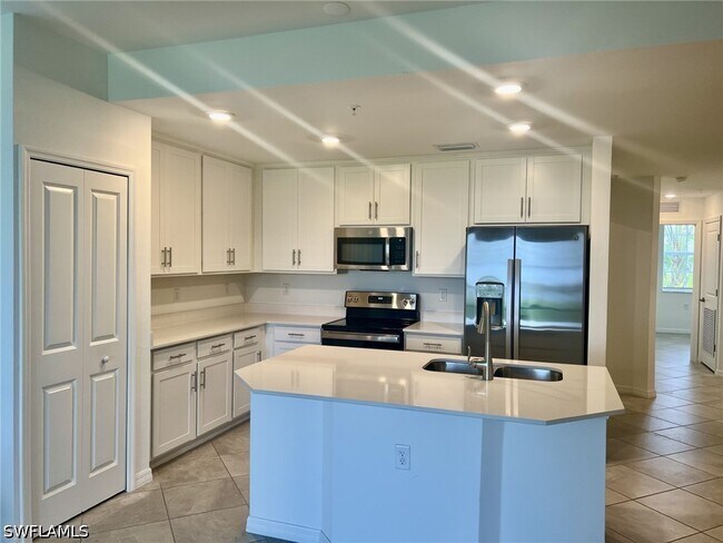 Building Photo - 5651 Double Eagle Cir