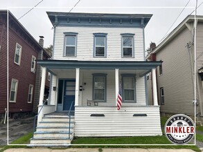 Building Photo - 112 S Melcher St