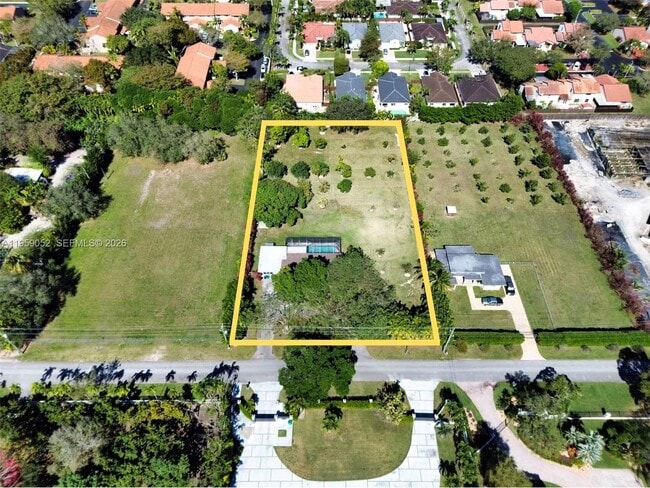 Building Photo - 11341 SW 93rd St