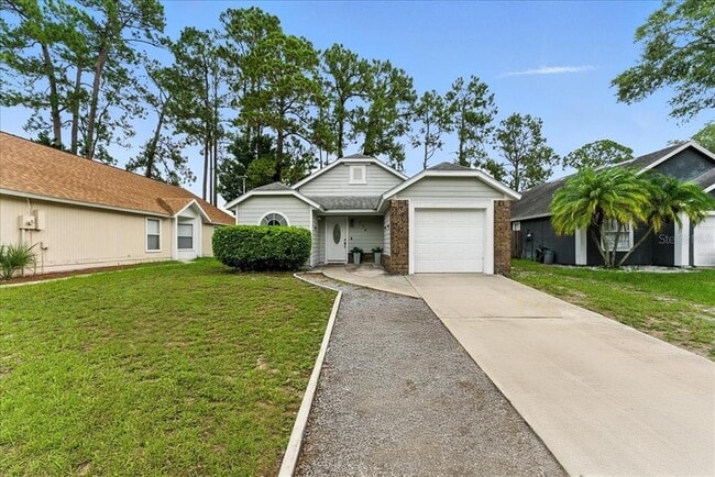 Primary Photo - 174 Edgewater Cir