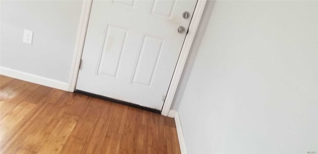 Building Photo - 118-29 Marsden St