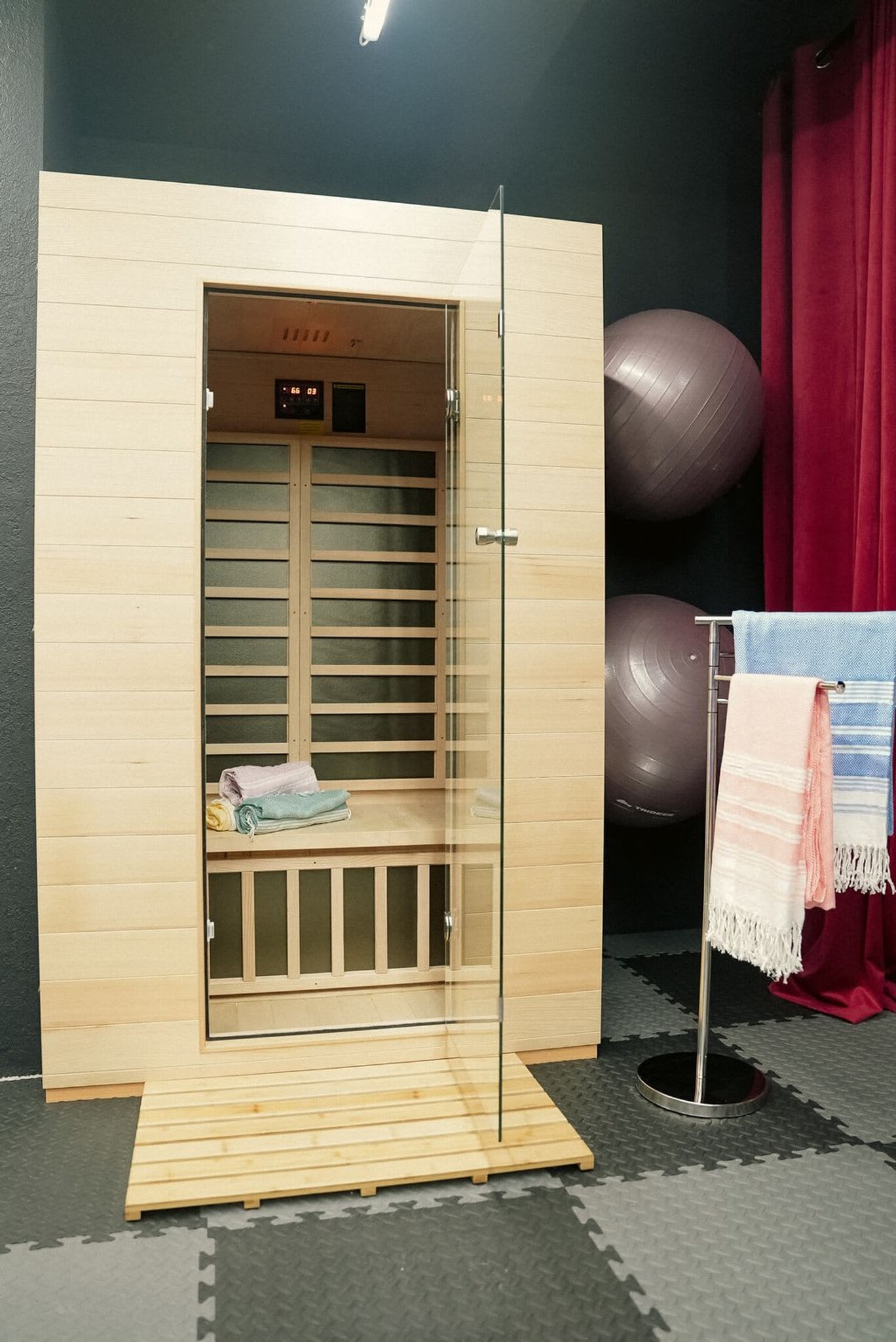 Building Photo - 14323 83rd Pl N