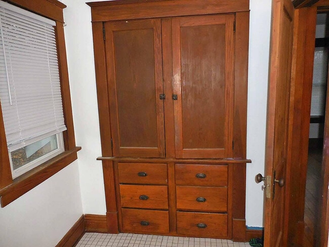 Building Photo - 212 W Michigan Ave