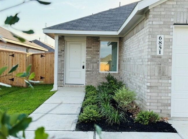 Building Photo - 6851 Lantana Leaf Ln