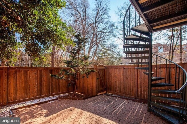 Building Photo - 3956 Georgetown Ct NW