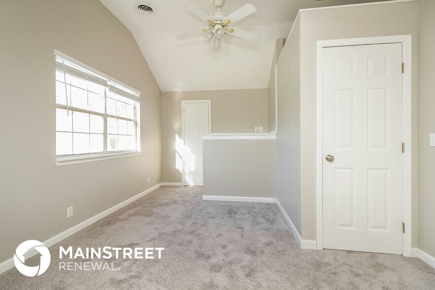 Building Photo - 1505 Hunters Branch Rd