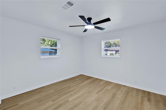 Building Photo - 211 Woodlawn Dr