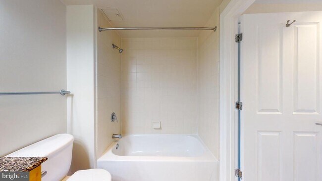 Building Photo - 777 7th St NW