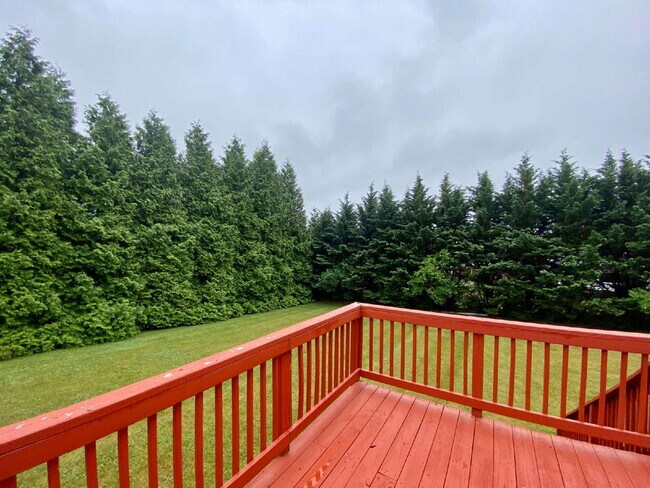 Building Photo - 4 Bedroom Colonial with 2-Car Garage in Westminster!