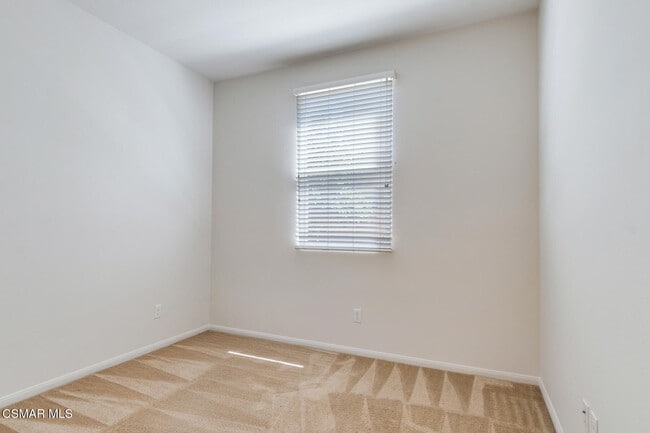 Building Photo - 2952 Palmera Ln