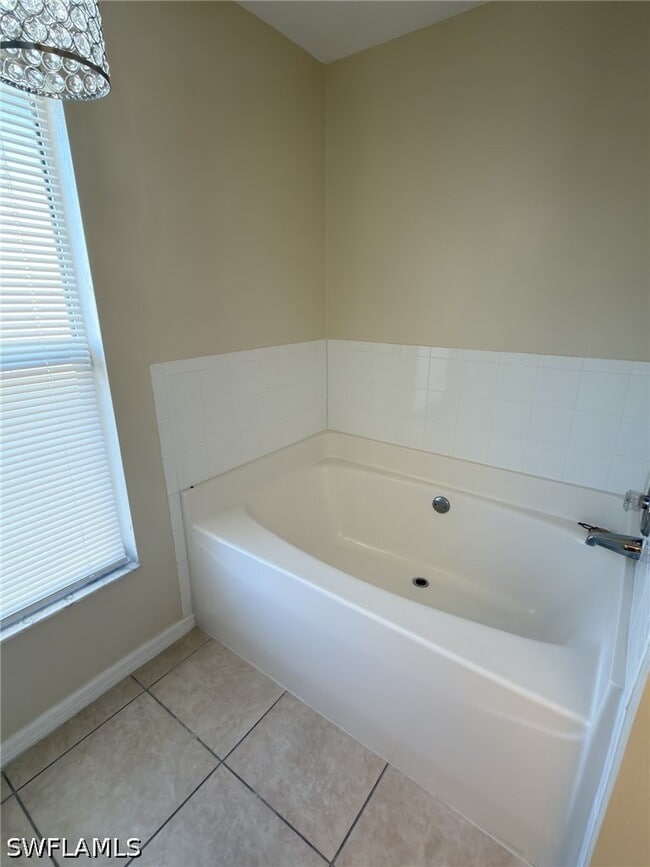 Building Photo - 2513 48th St SW