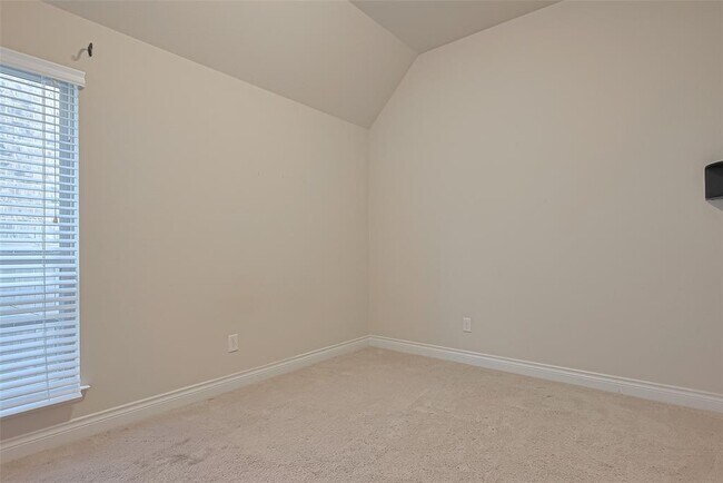 Building Photo - 10623 Davlee Ln
