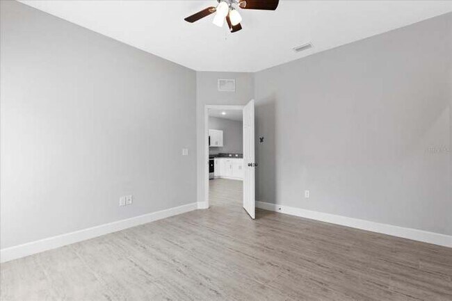 Building Photo - 336 Caen Ct