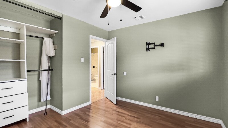 Building Photo - 6519 Spring Manor St