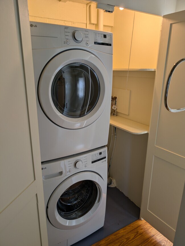 Building Photo - 40 Creamery Rd