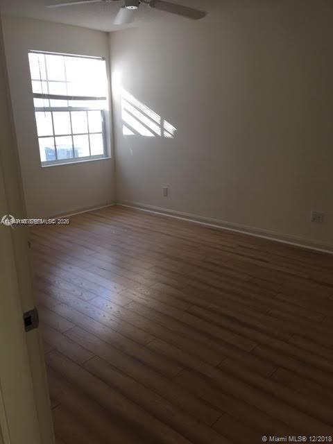 Building Photo - 135 Brier Cir