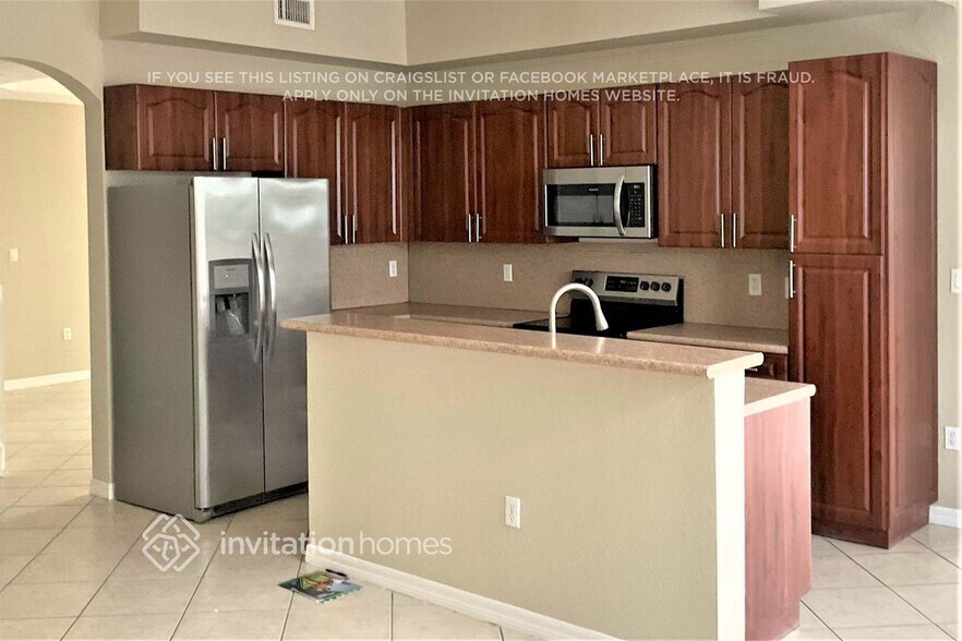 Building Photo - 8916 SW 228th Ln
