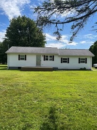Building Photo - 1261 Avonia Rd