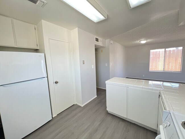 Building Photo - 2624 Loch Ness Ct