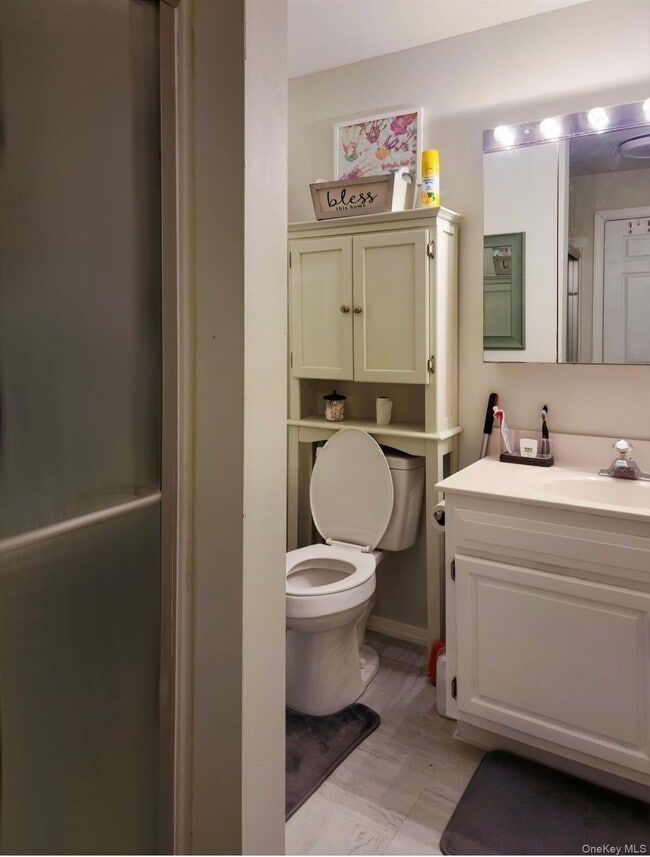 Building Photo - 104 Zugibe Ct