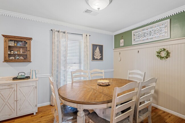 Building Photo - 453 Belinda Pkwy