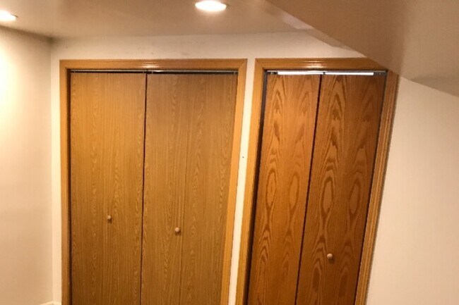 Basement Bedroom 4 - 7310 Valley St