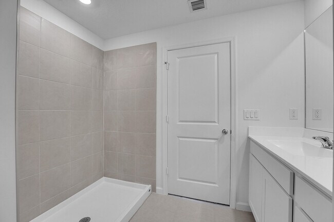 Building Photo - 5936 Mangrove Dr
