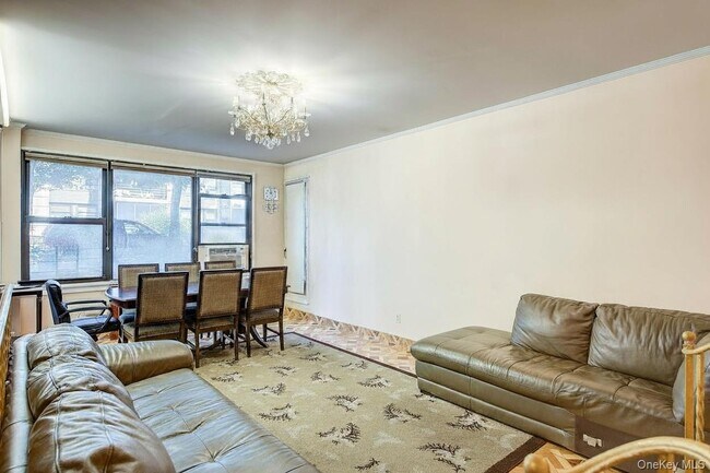 Building Photo - 98-10-9864 64th Ave